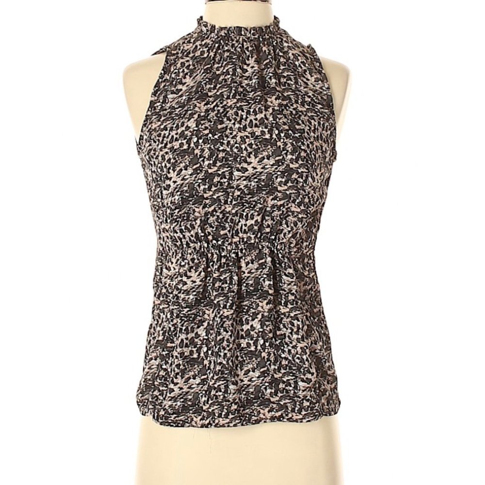 H & M Women's Ruffled top in animal print